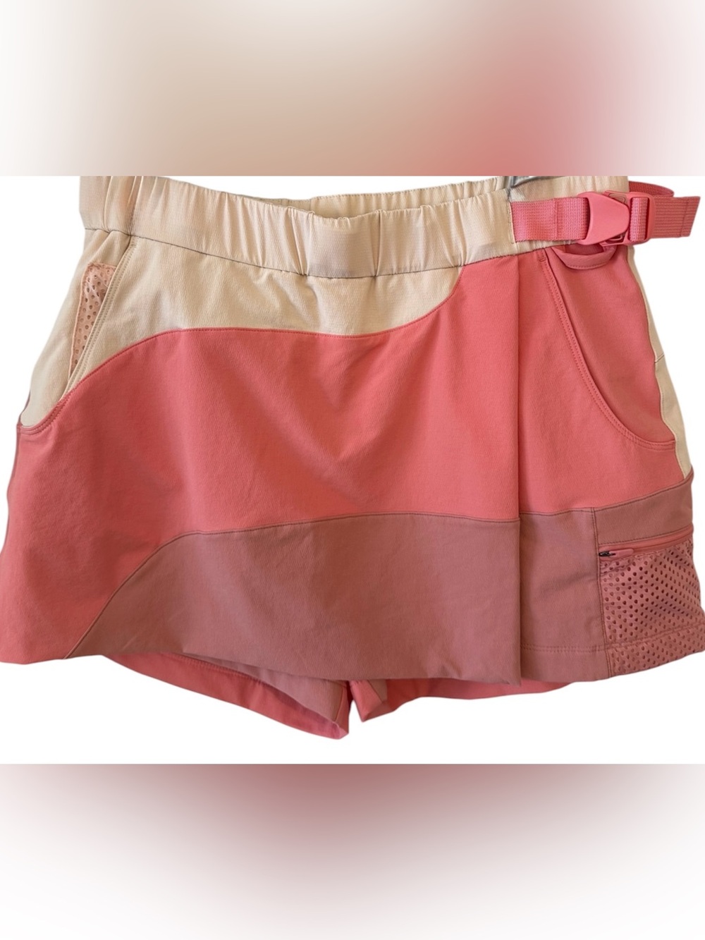 Outdoor Voices Oatmeal and Coral Color Block Skort Size Small | NWT